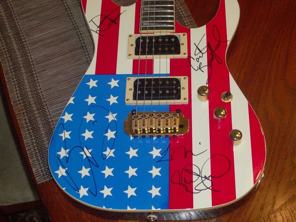 the-18-best-american-made-guitars-that-rock-in-the-usa