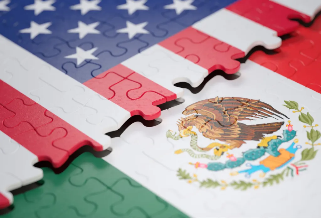 A puzzle showing the American and Mexican flags 