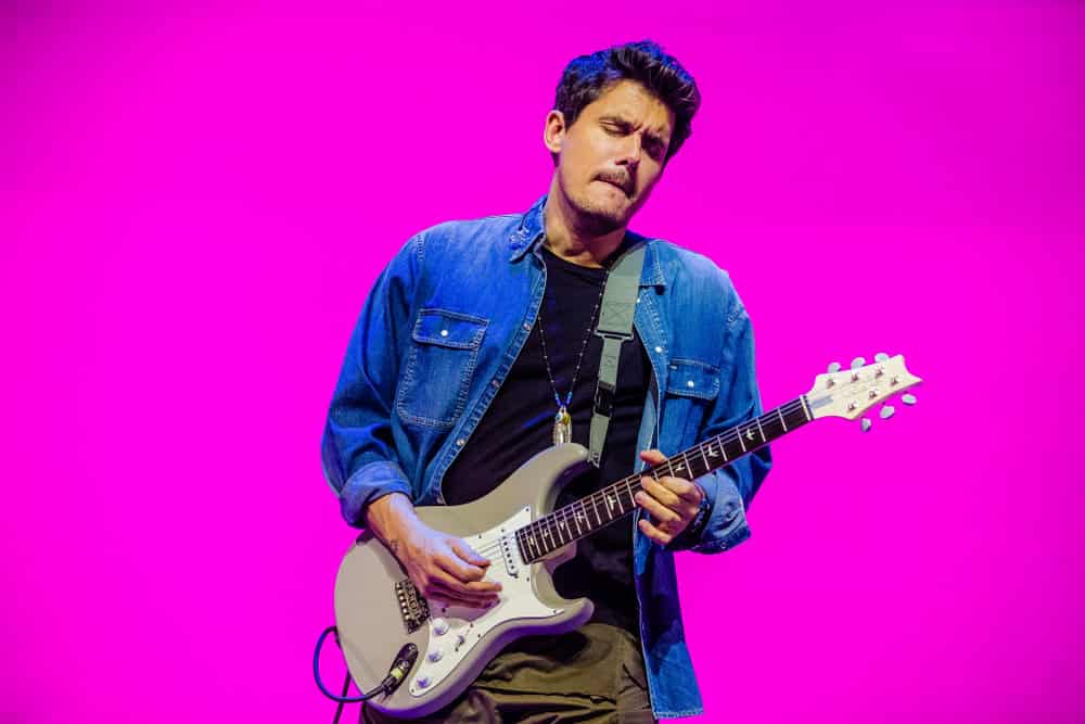 John Mayer playing live
